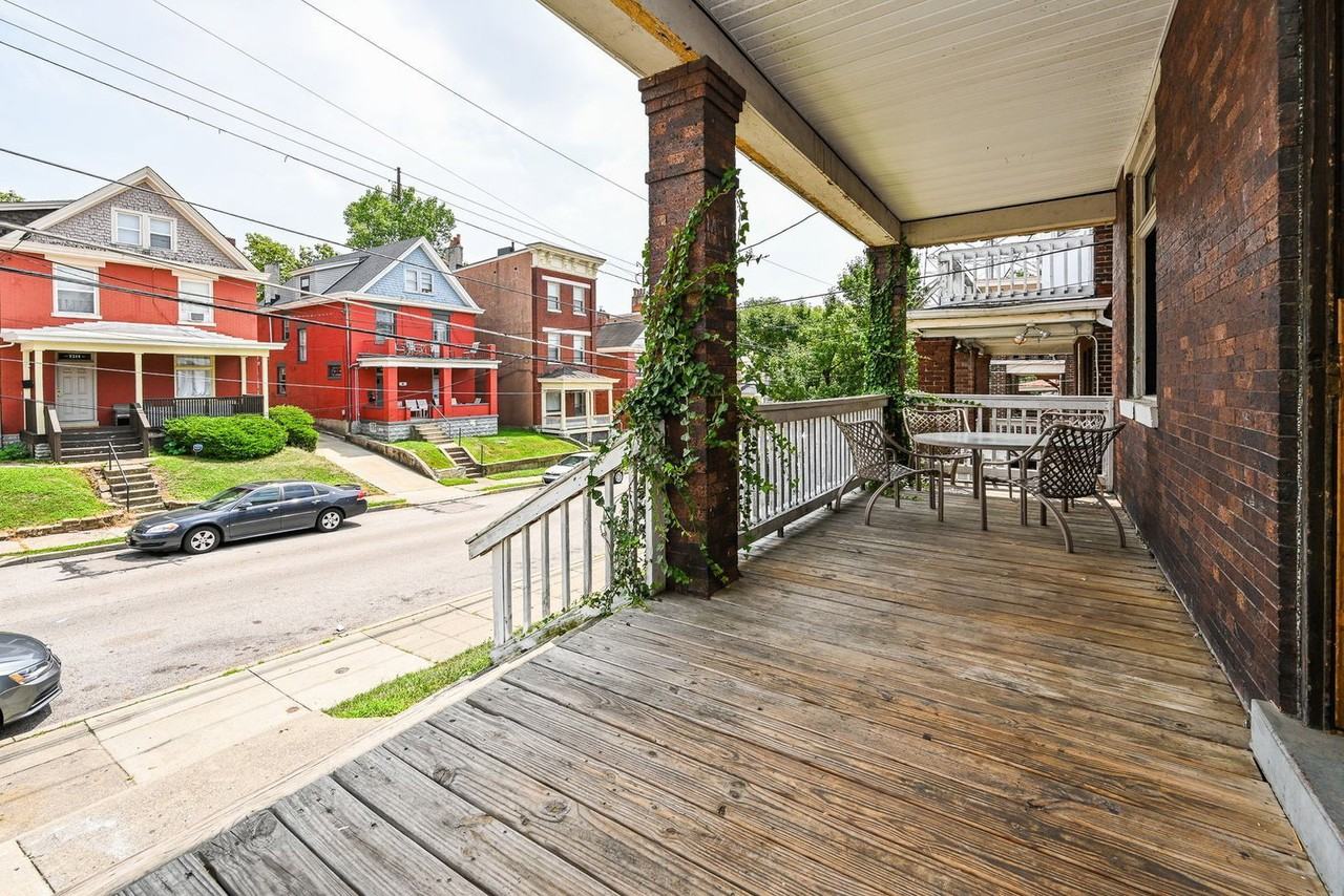 2319 Rohs St - Photo 4 of 18