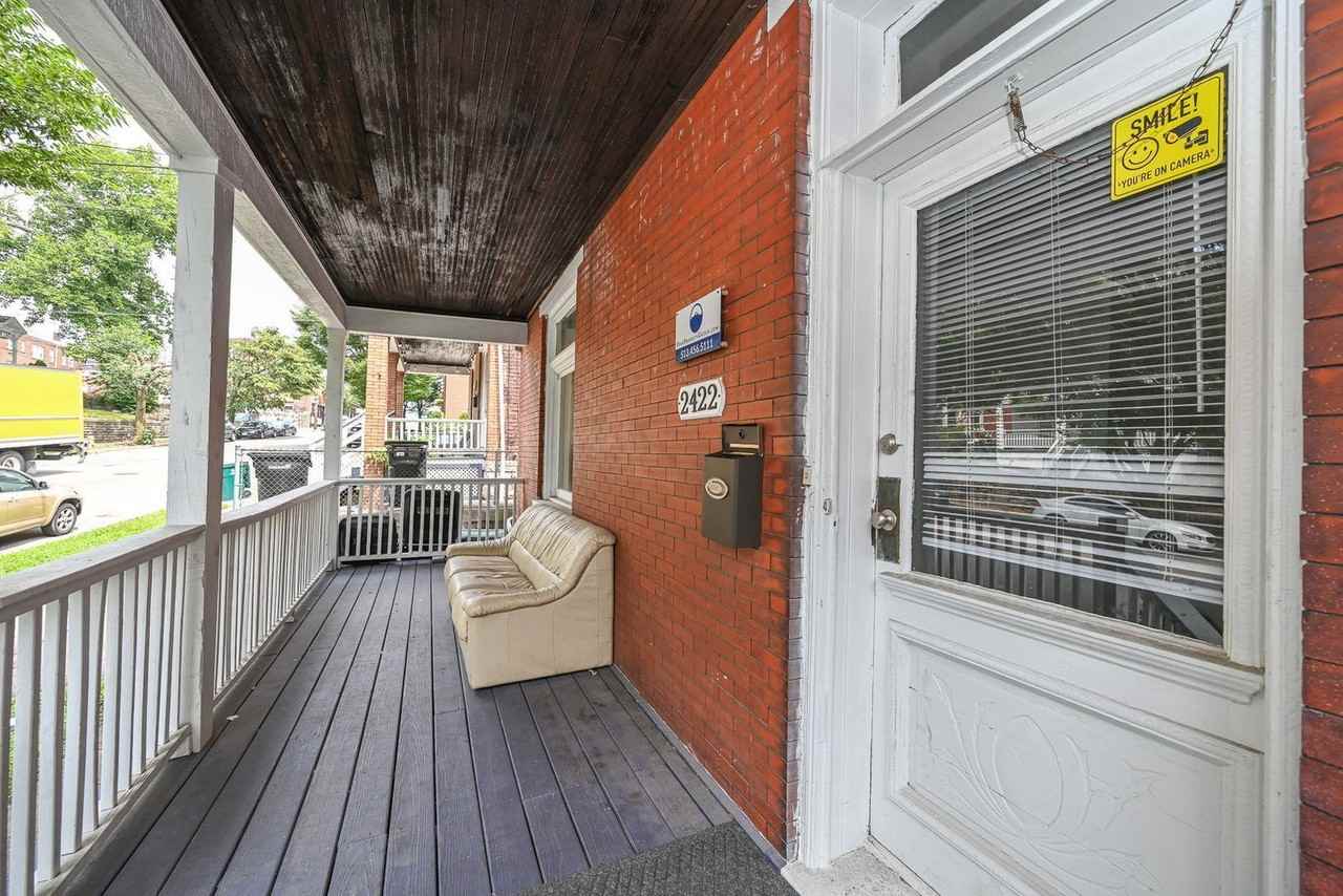 2422 W Clifton Ave - Photo 3 of 30