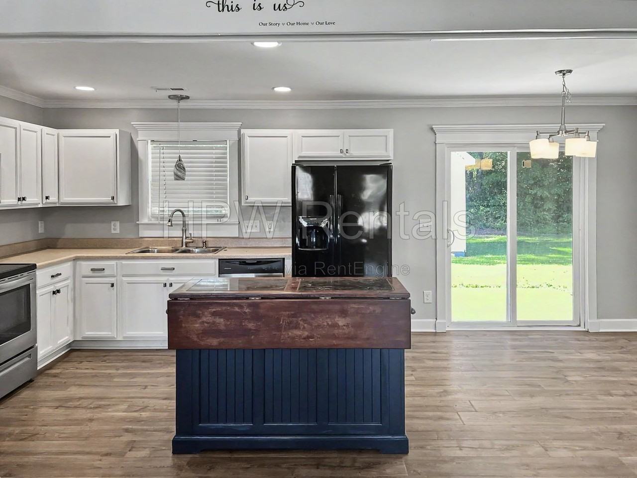 111 Hunter Landing Dr - Photo 4 of 19