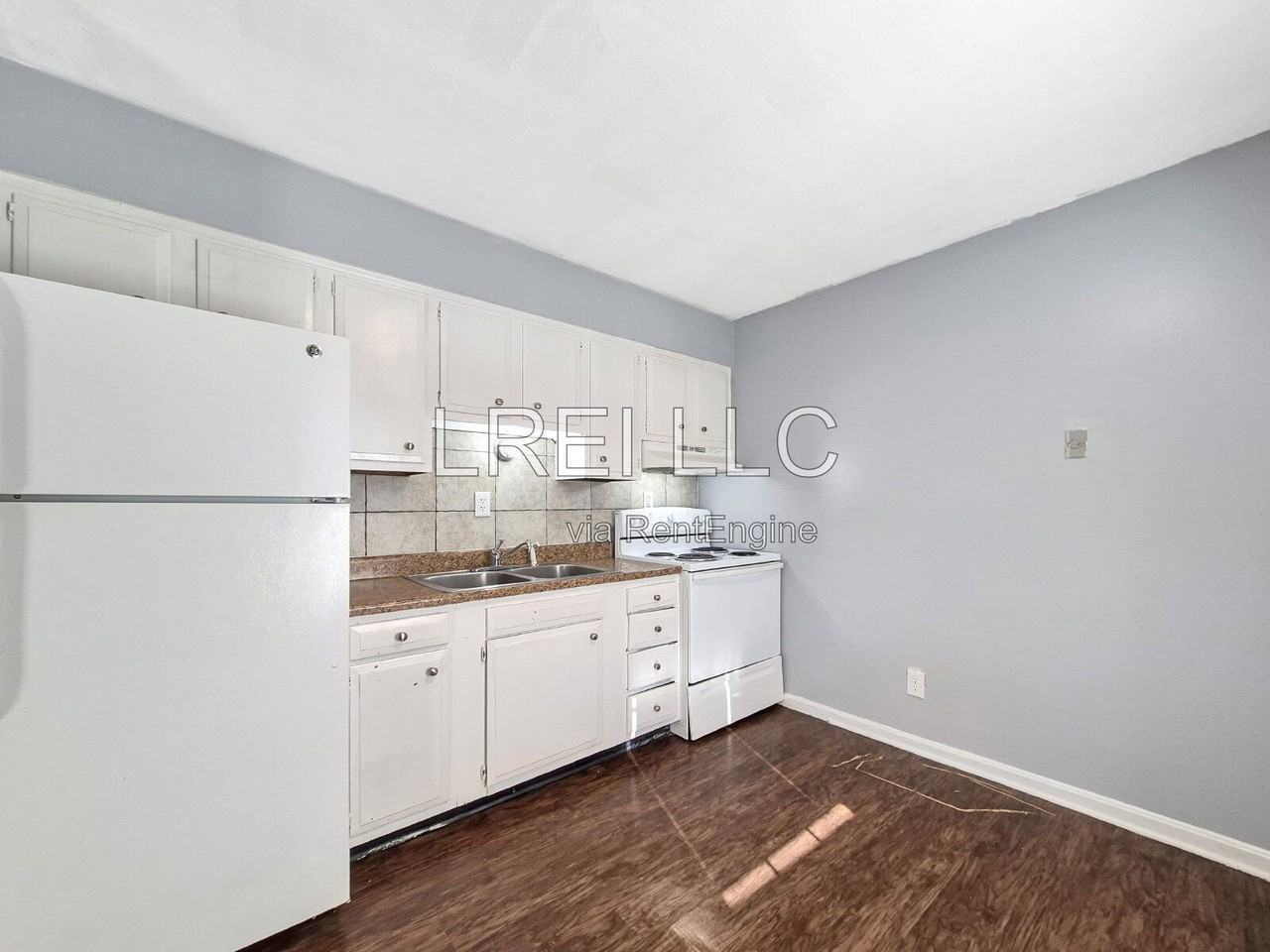 4313 Norbrook Dr #7 - Photo 4 of 10