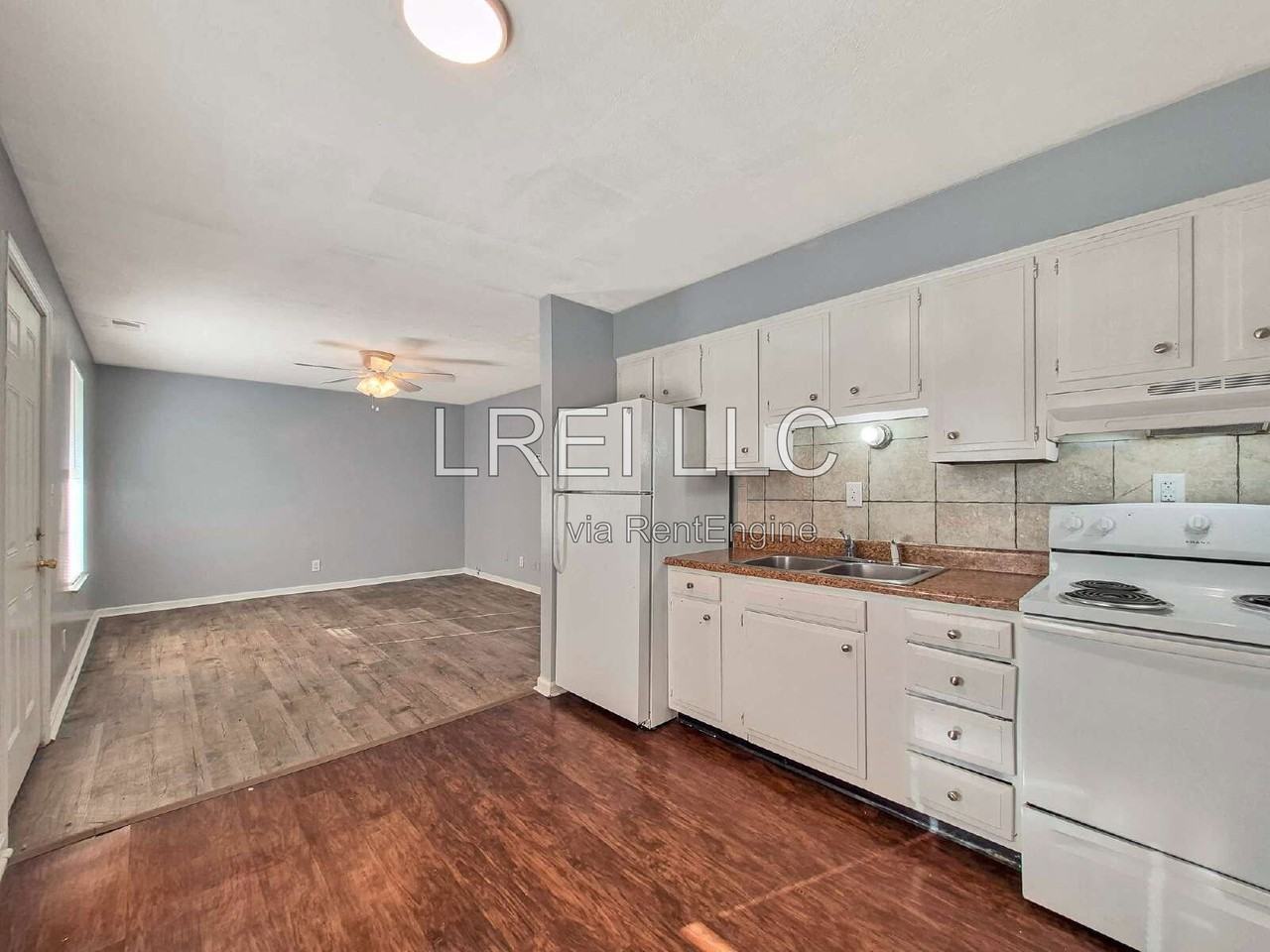 4313 Norbrook Dr #7 - Photo 5 of 10