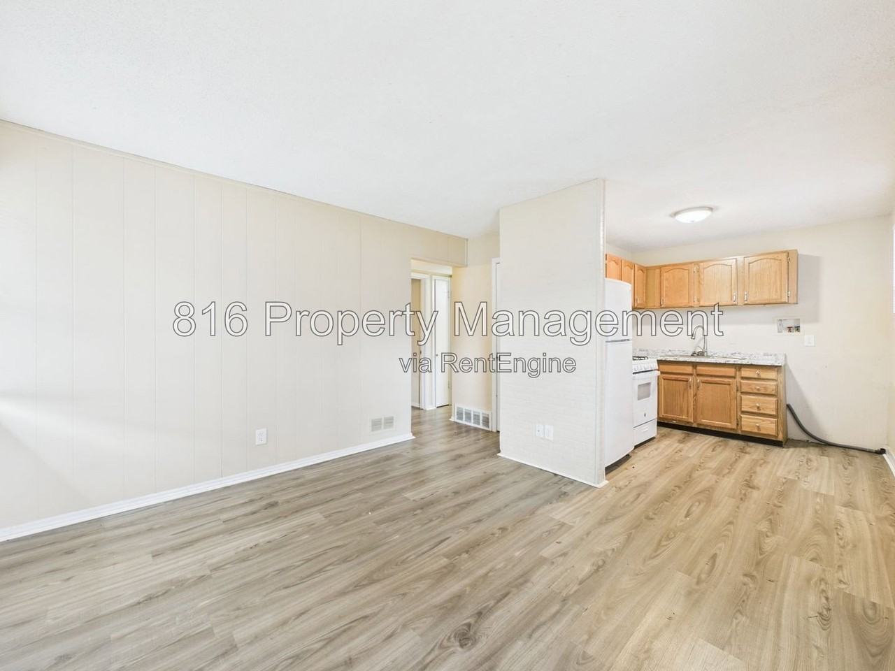 6104 E 152nd Ter #A - Photo 2 of 19