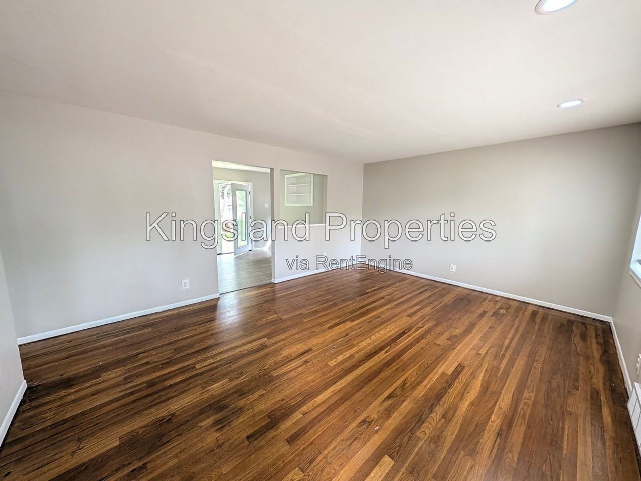 276 Elmdale Dr - Photo 2 of 20