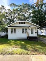 featured image of 1043 Ada Ave