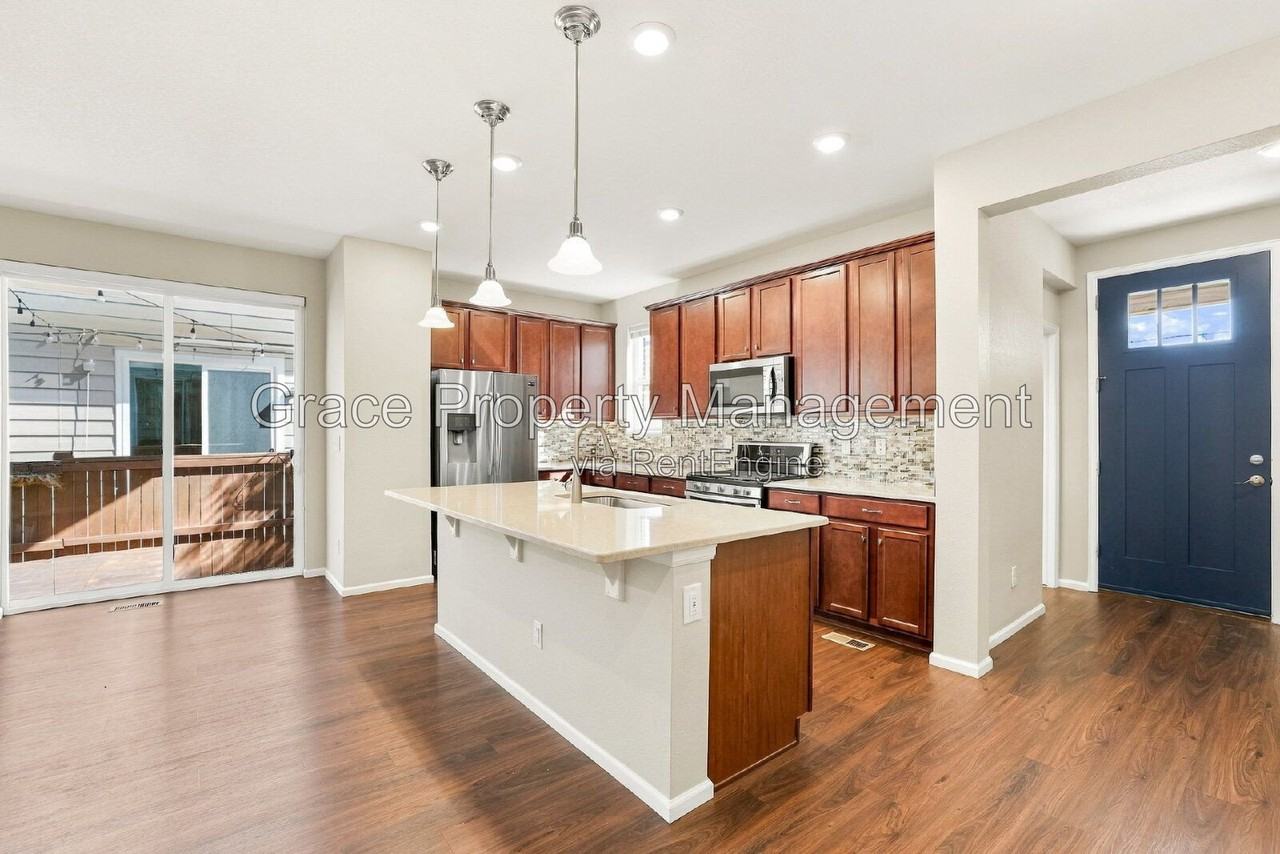 9327 E 60th Ave - Photo 6 of 25