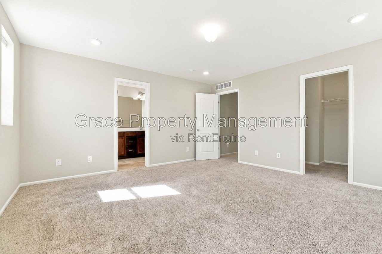 9327 E 60th Ave - Photo 7 of 25