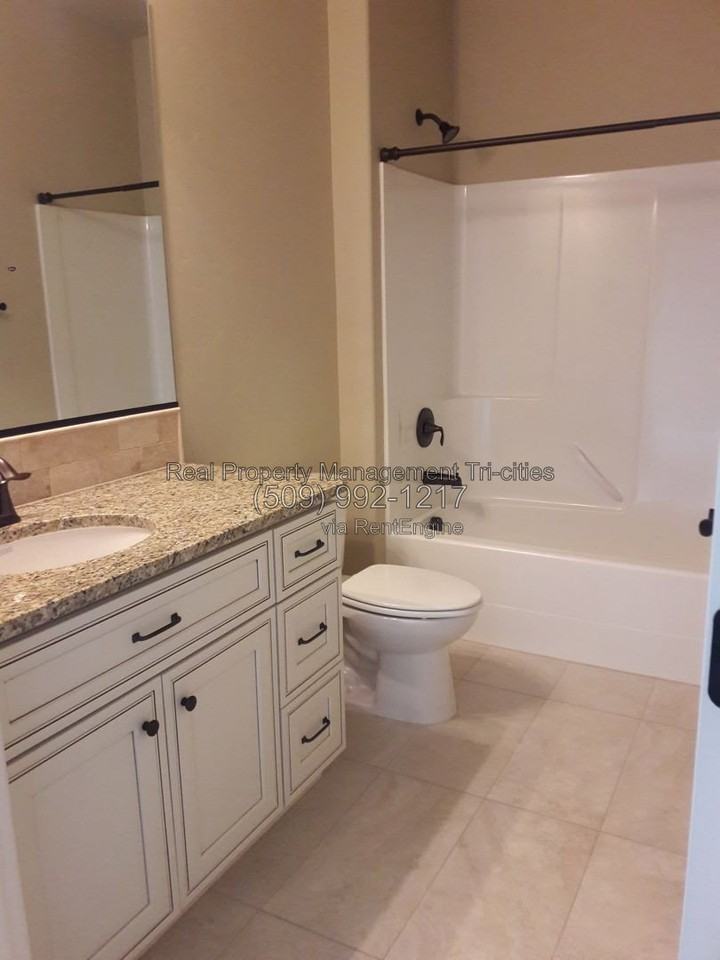 2346 Delle Celle Dr - Photo 7 of 8