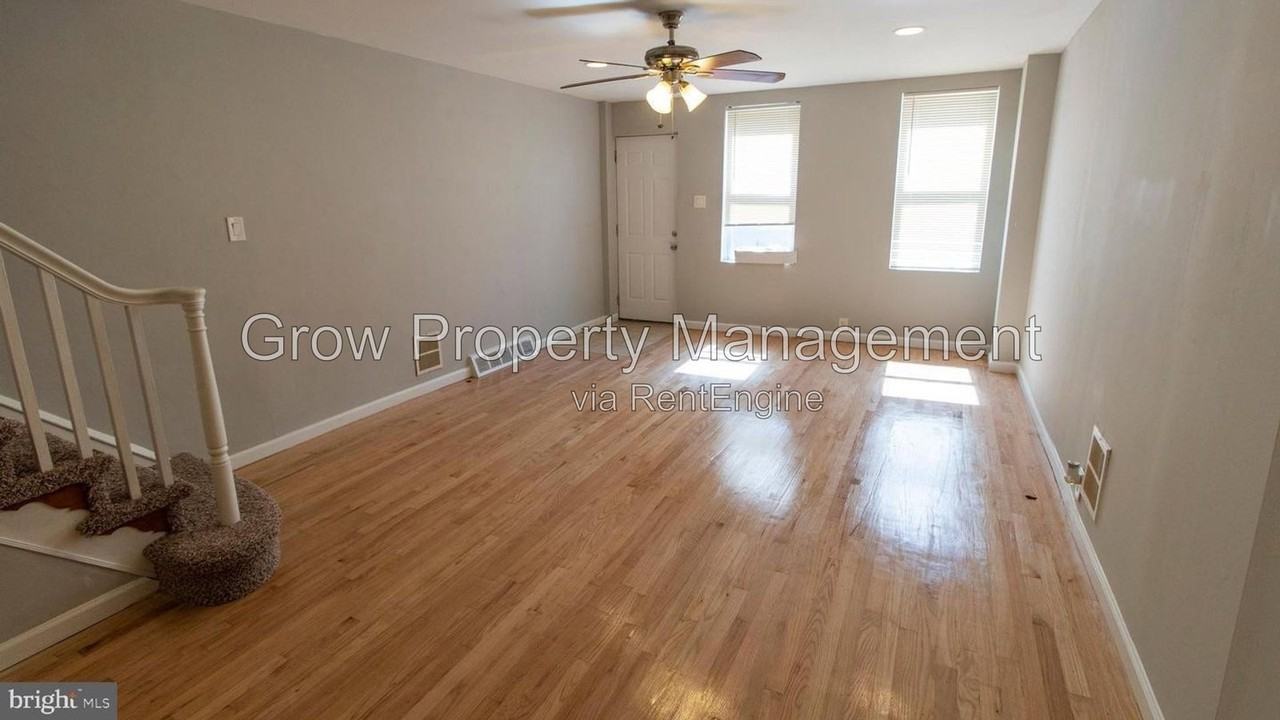 431 Dudley St - Photo 5 of 18