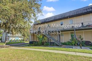 featured image of 915 E Palmetto St #7