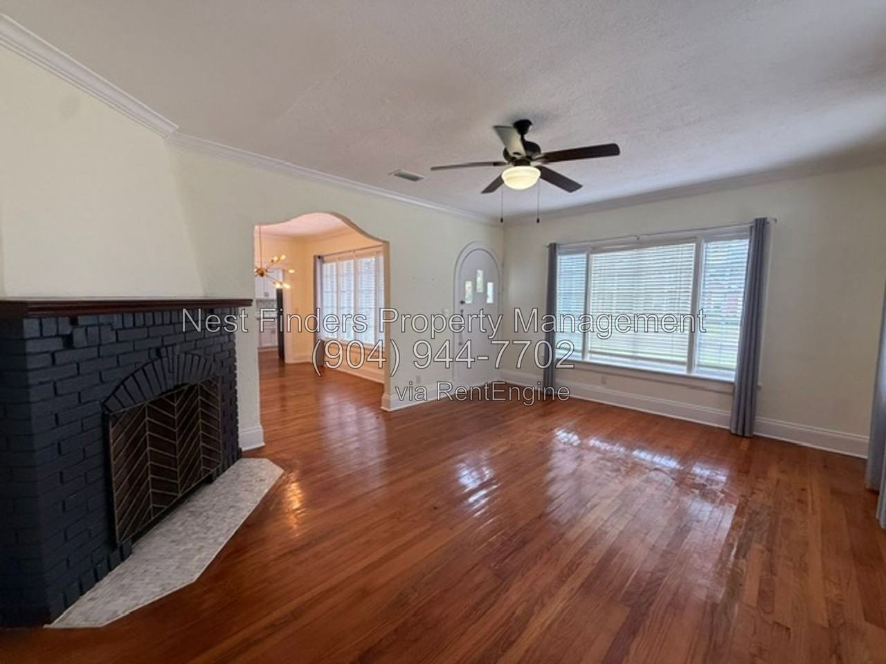 4702 Ramona Blvd - Photo 5 of 31
