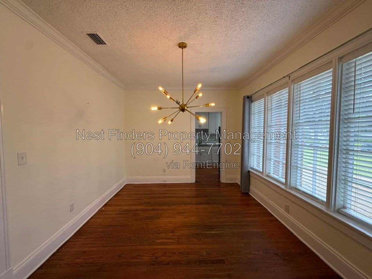 4702 Ramona Blvd - Photo 6 of 31