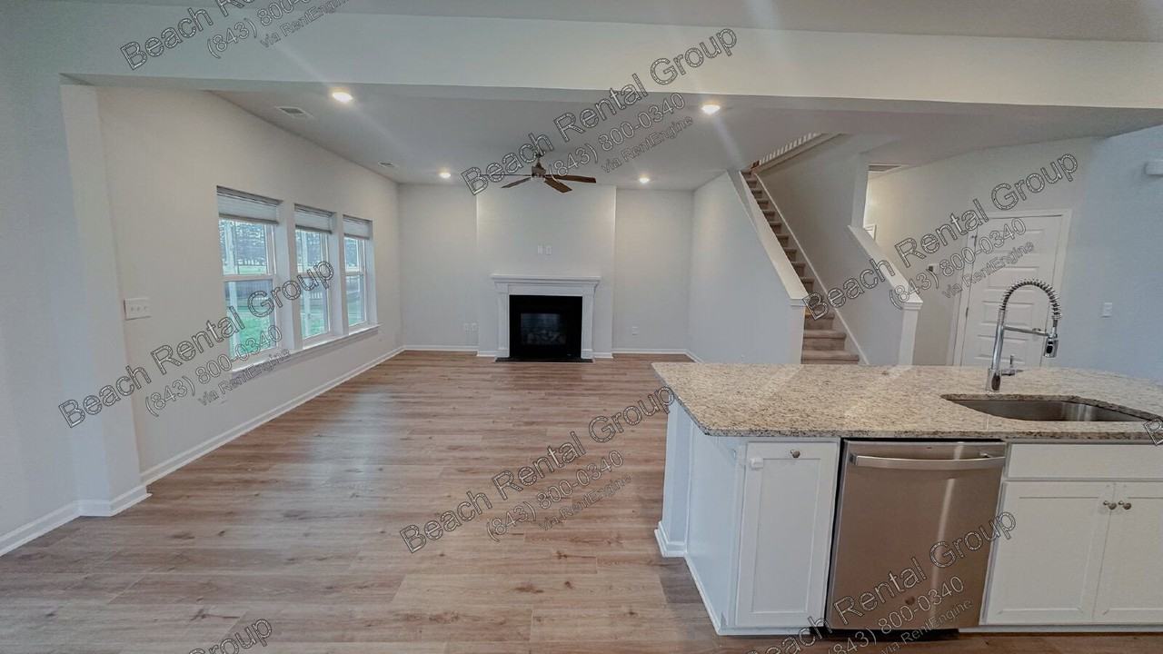 5724 Whitebark Dr - Photo 6 of 40