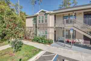 featured image of 272 Hart Ln #202