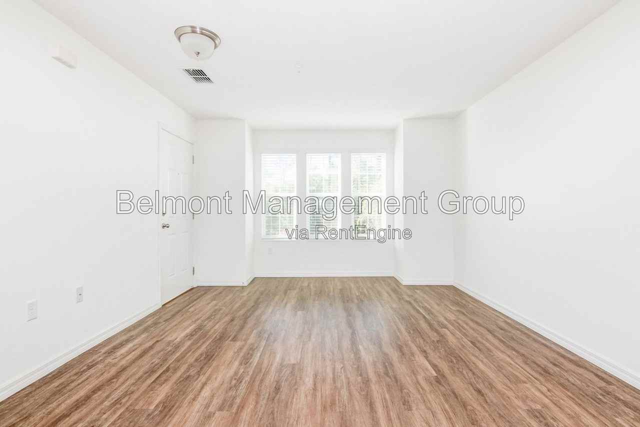 272 Hart Ln #202 - Photo 5 of 12