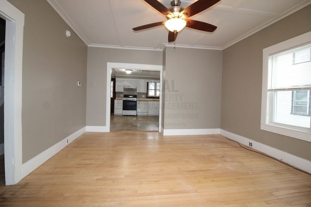 102 Charles St - Photo 4 of 20