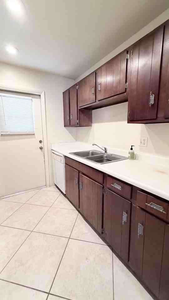 5311 Hansel Ave #D11 - Photo 5 of 16