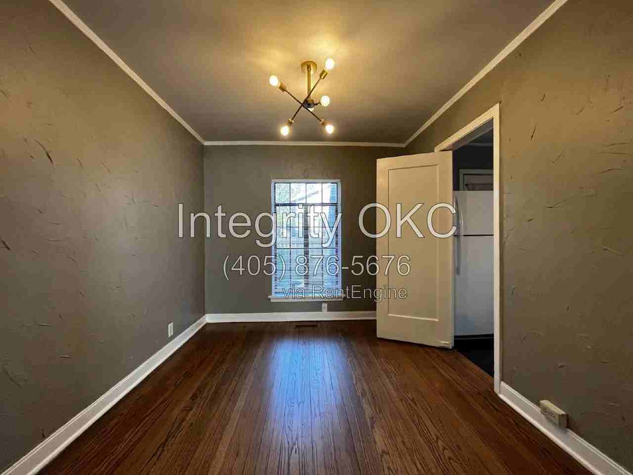1801 Carey Pl - Photo 5 of 23