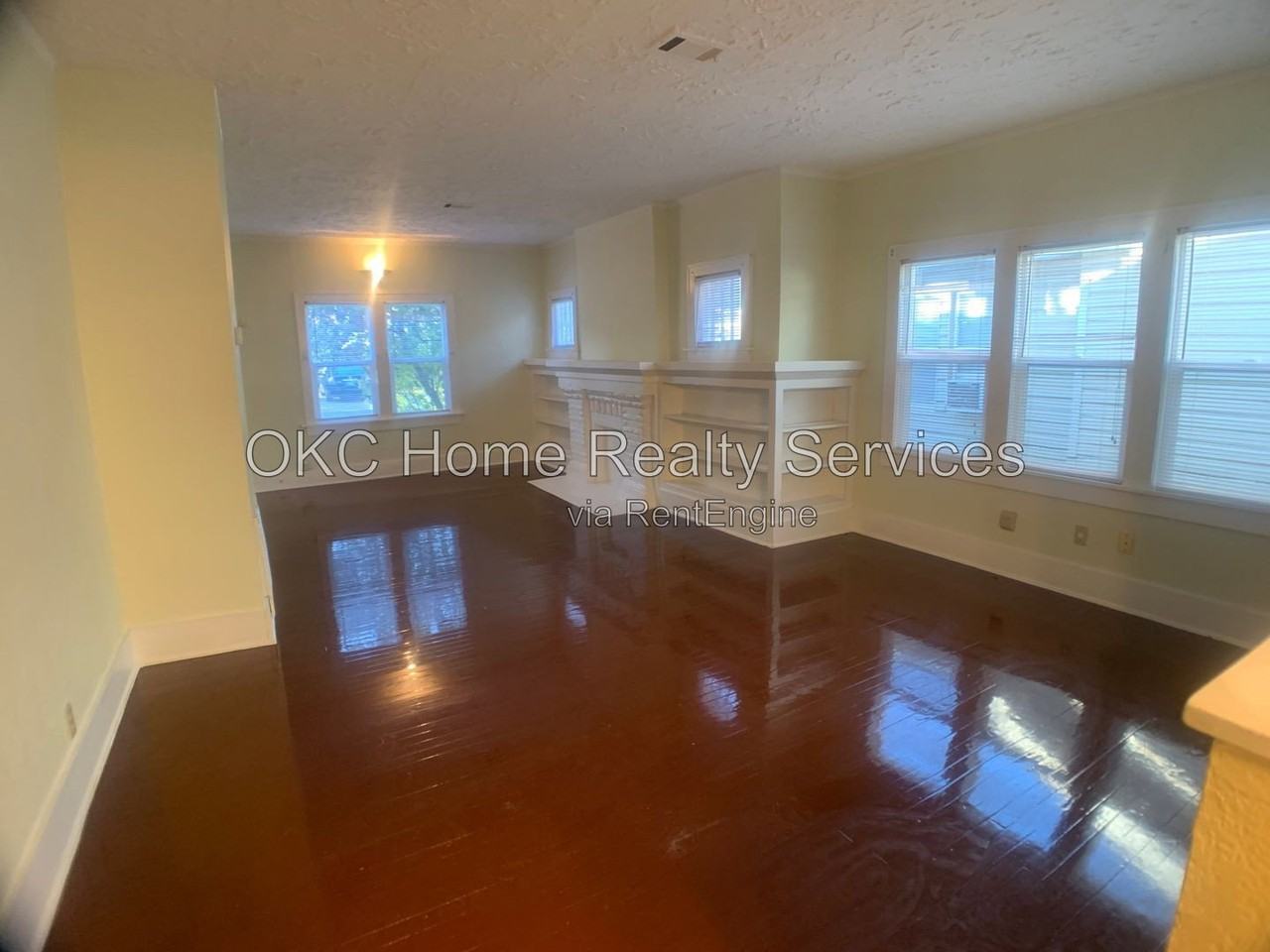 841 Nw 35th St - Photo 3 of 13