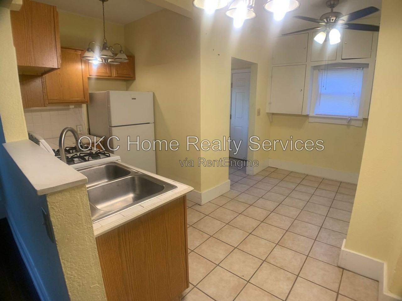841 Nw 35th St - Photo 5 of 13