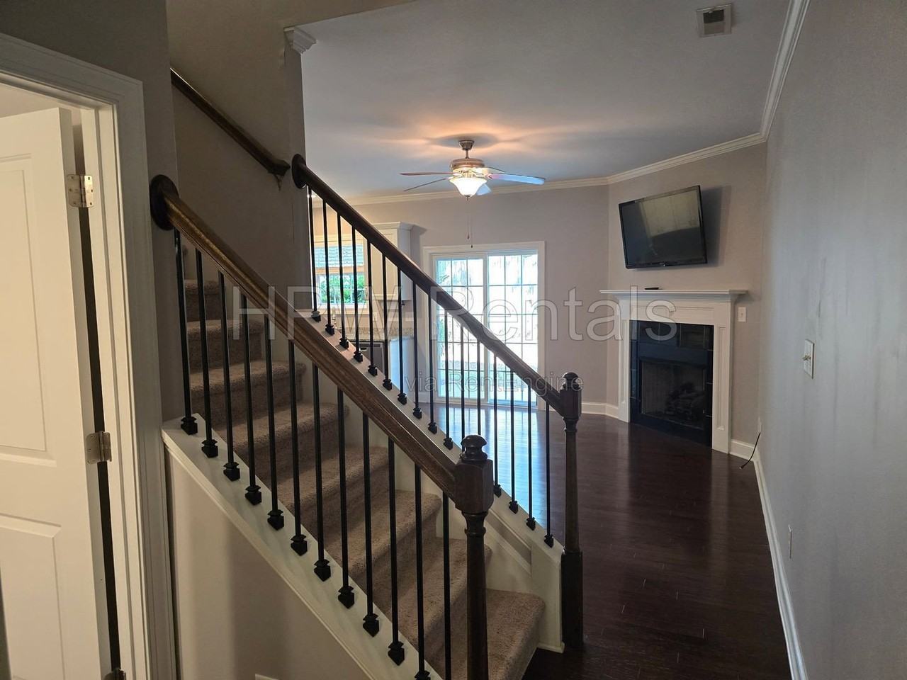 142 Cobalt Creek Way - Photo 2 of 21