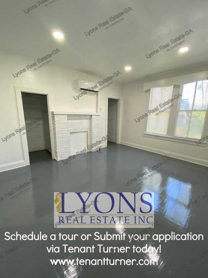 315 S Berrien St #1 - Photo 6 of 11