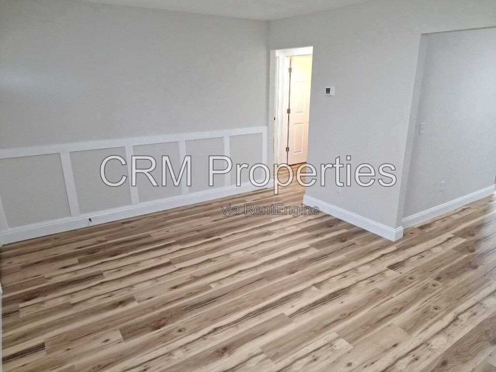 1212 S Purdum St - Photo 5 of 19