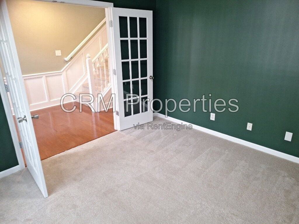 8250 Ethan Dr - Photo 5 of 33