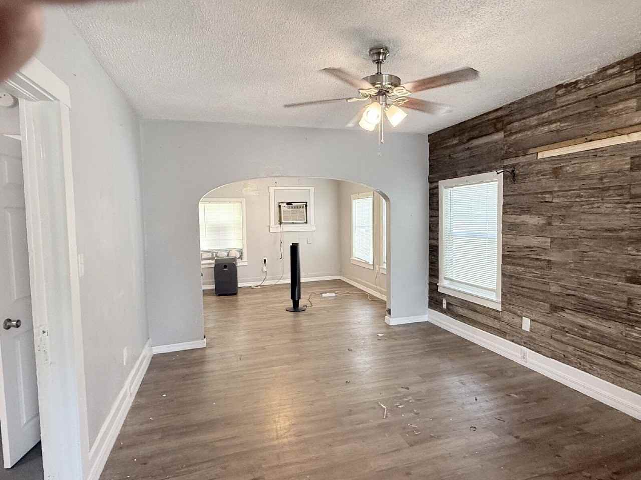 1933 47th St S - Photo 5 of 25