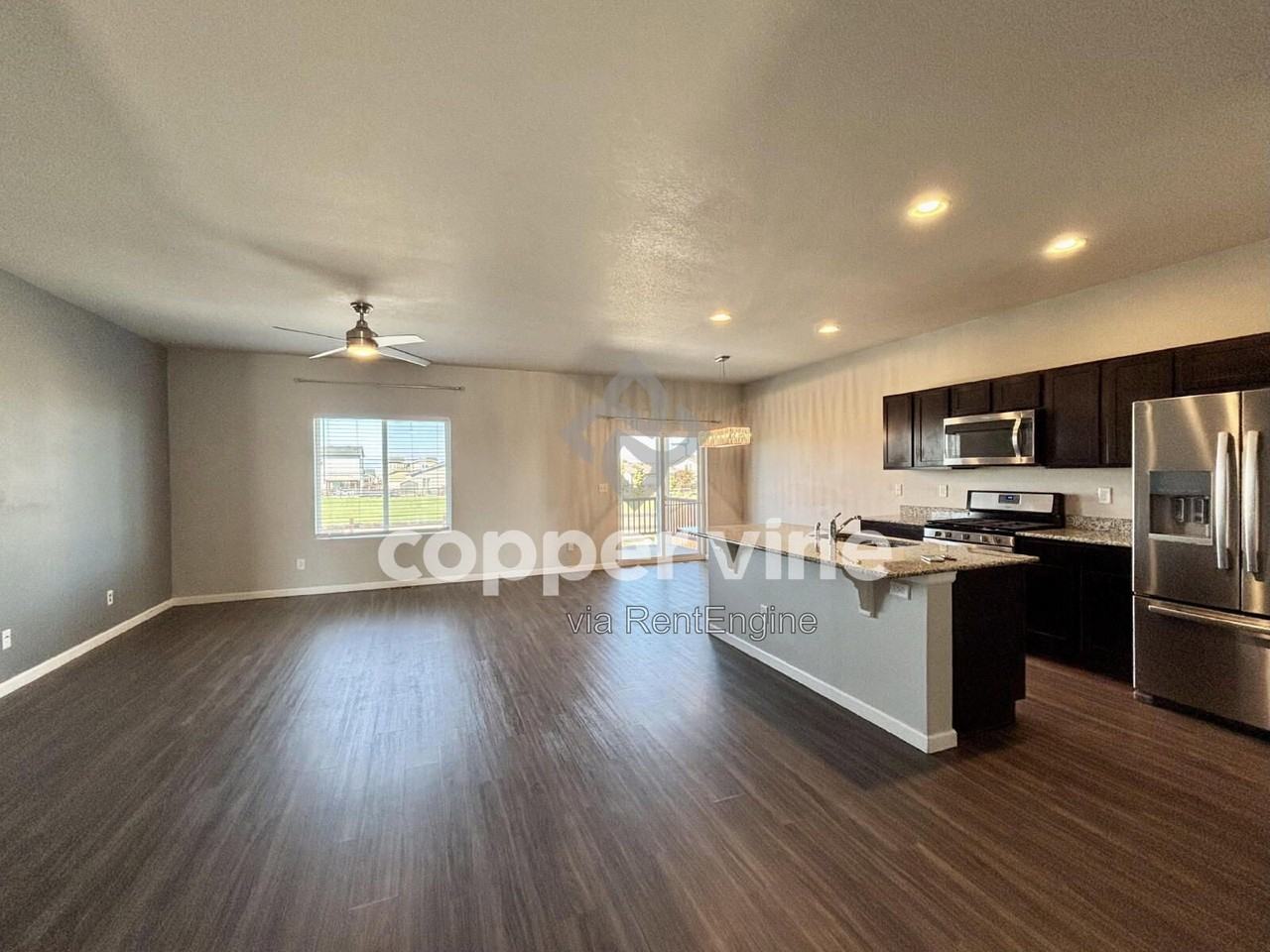 1127 Glen Creighton Dr - Photo 6 of 20