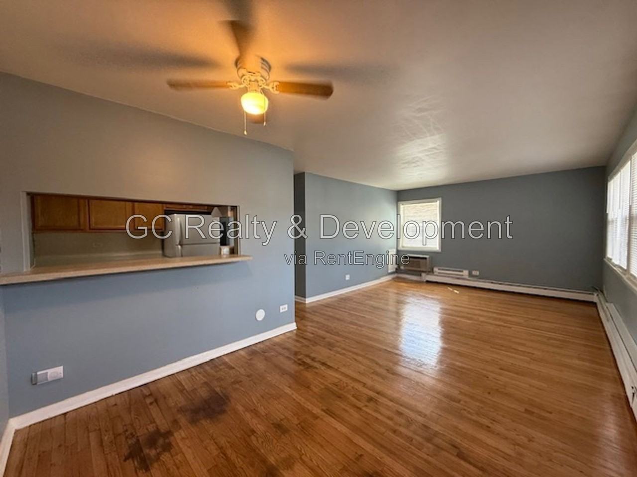 229 Uteg St #4 - Photo 3 of 11