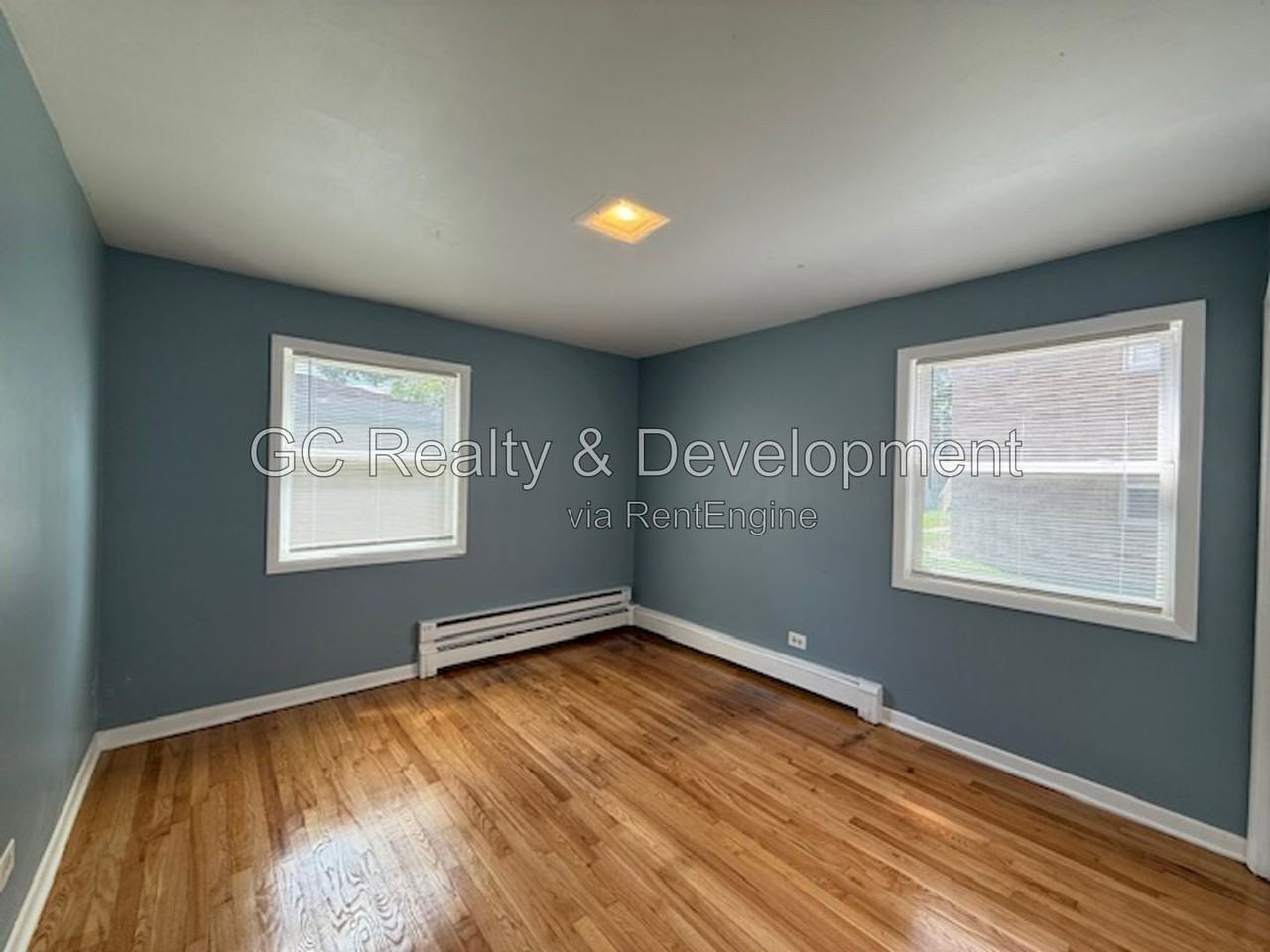 229 Uteg St #4 - Photo 5 of 11