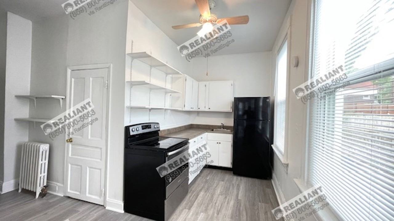 471 Foote Ave #2-2 - Photo 3 of 10