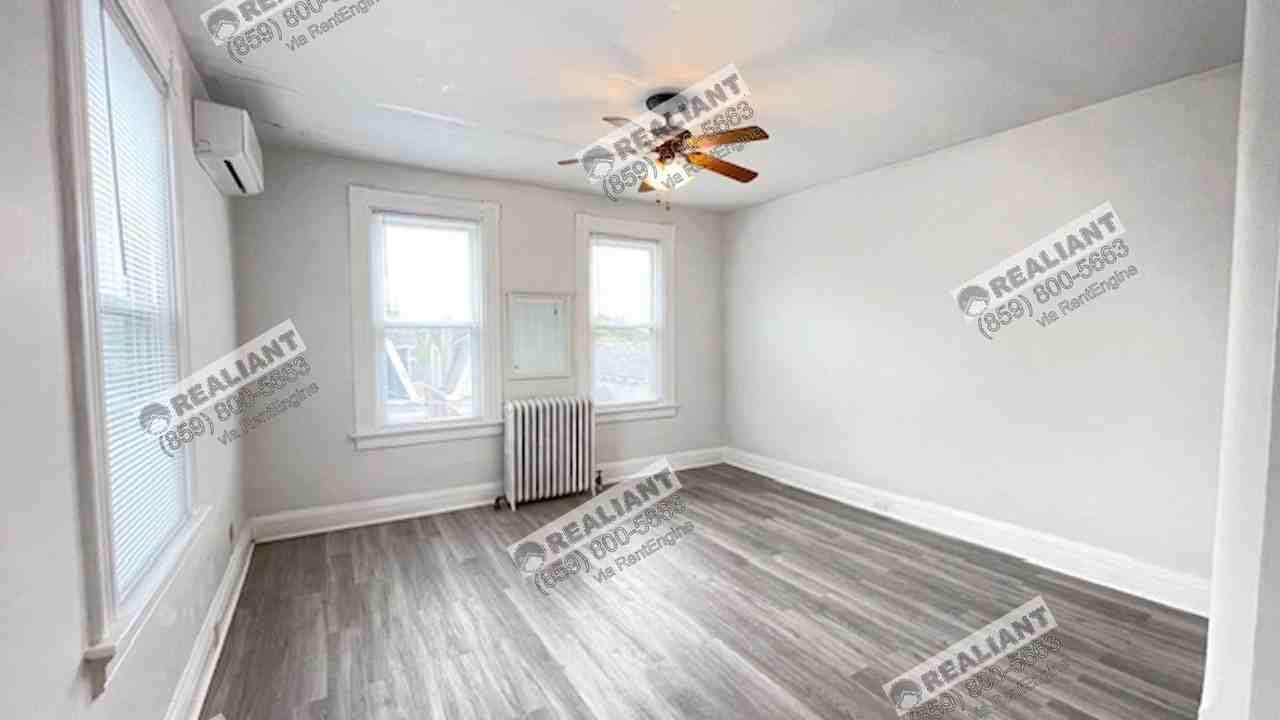 471 Foote Ave #2-2 - Photo 5 of 10