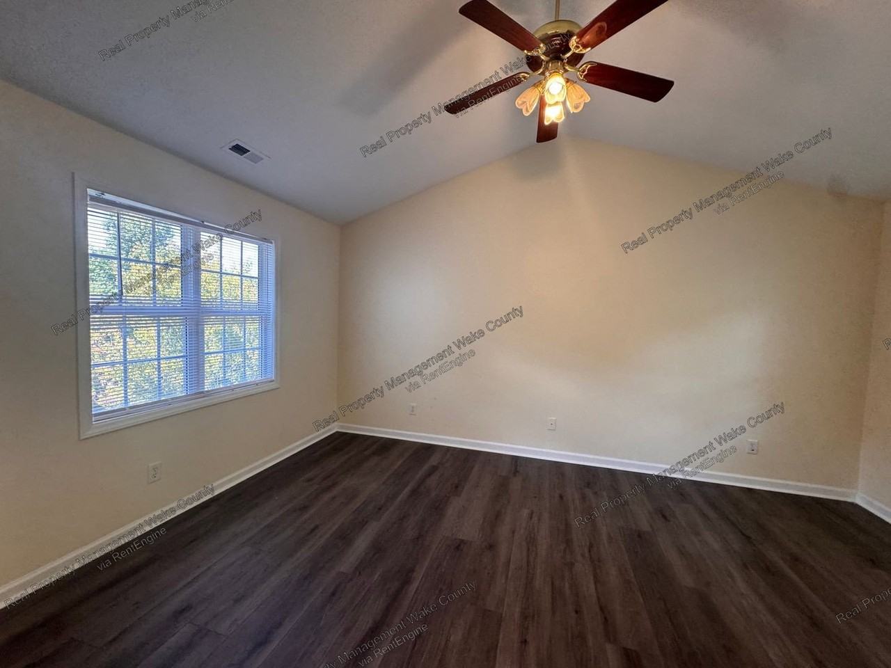 2413 Trailwood Hills Dr - Photo 5 of 41