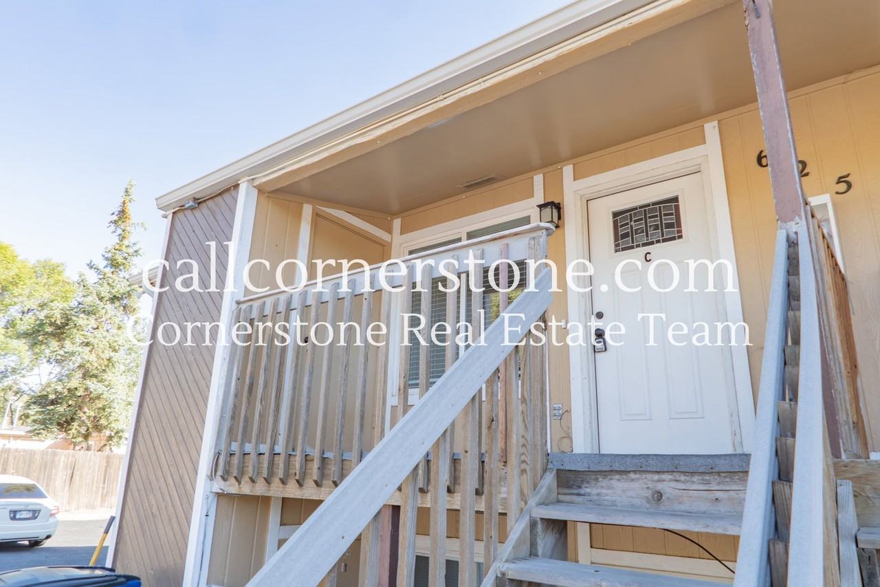625 Yuma St - Photo 5 of 15