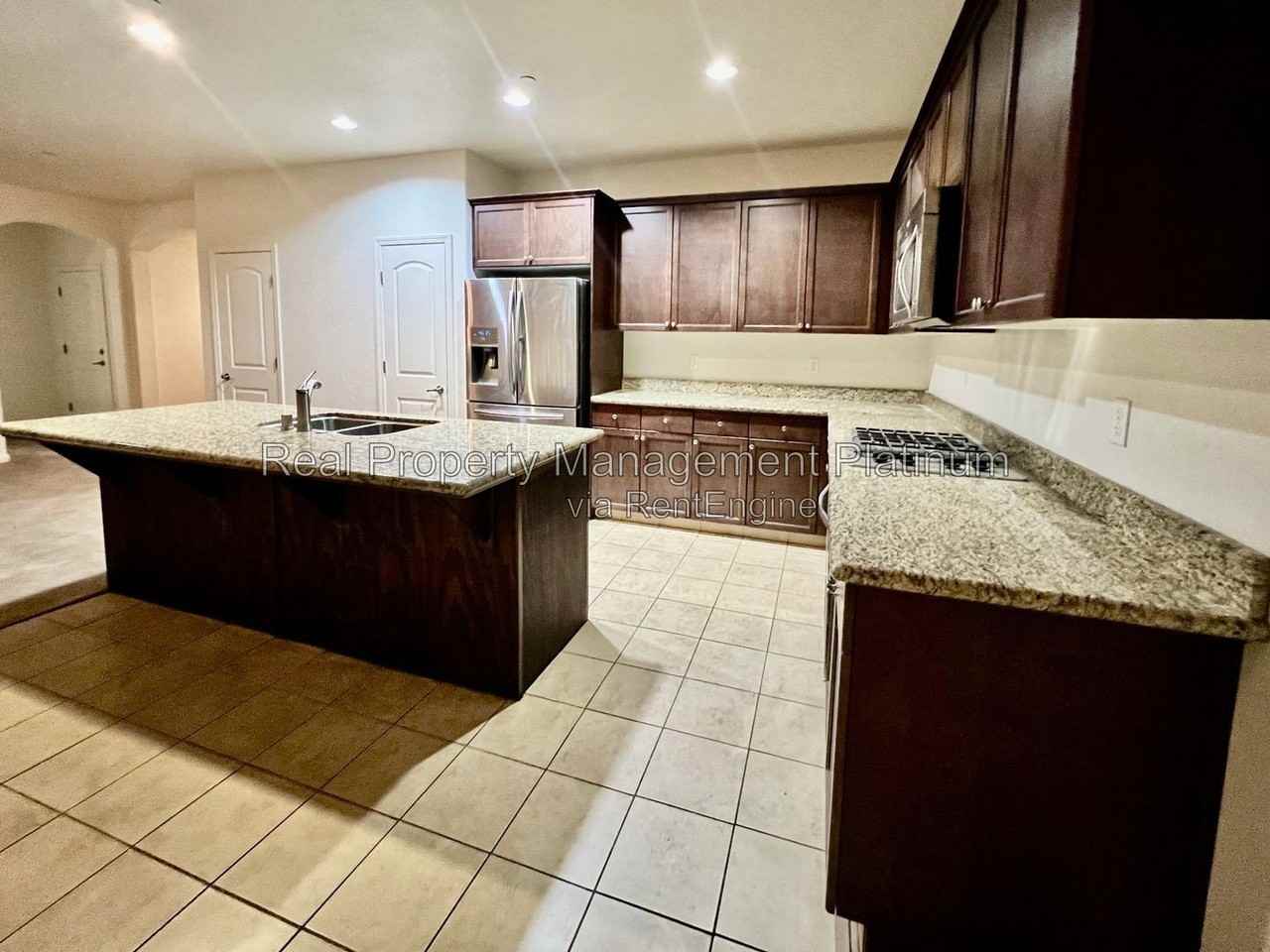5585 E Edna Ave - Photo 2 of 15