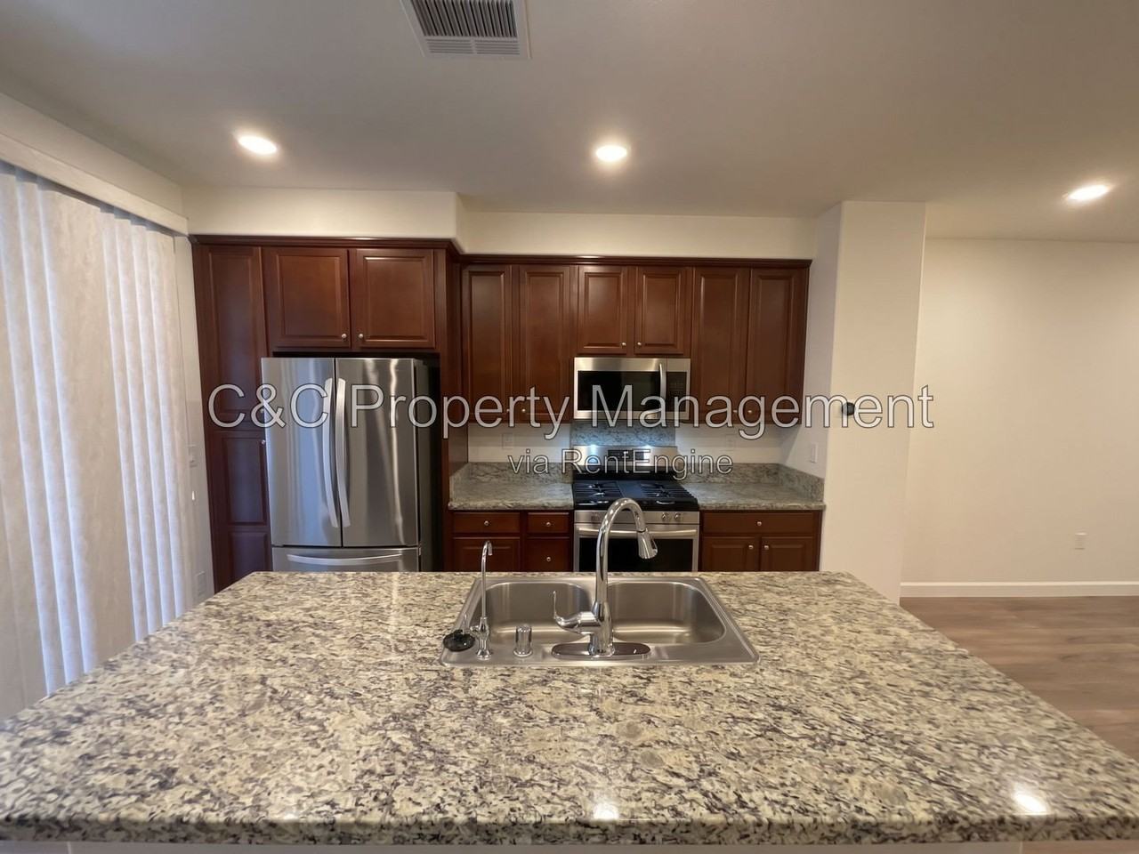 2762 Ferrara Cir - Photo 5 of 25