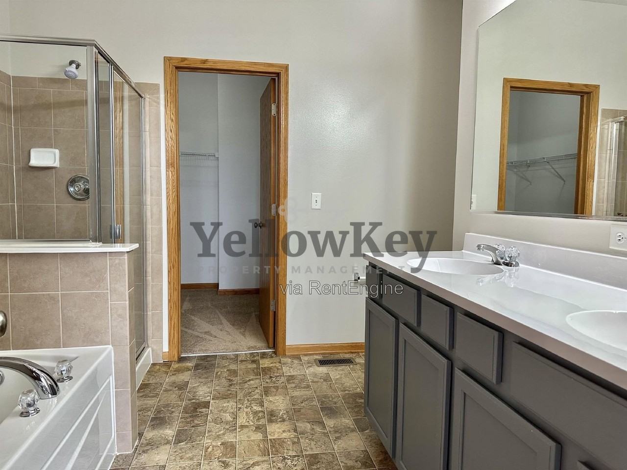 914 Bluebell Cir - Photo 5 of 10