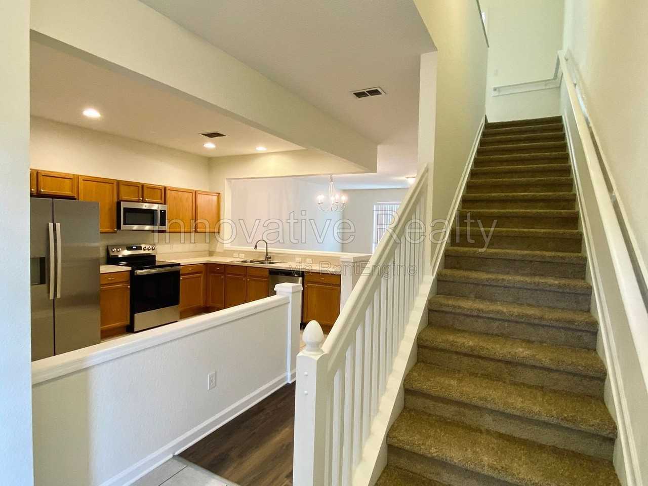 969 Enclair St - Photo 3 of 31