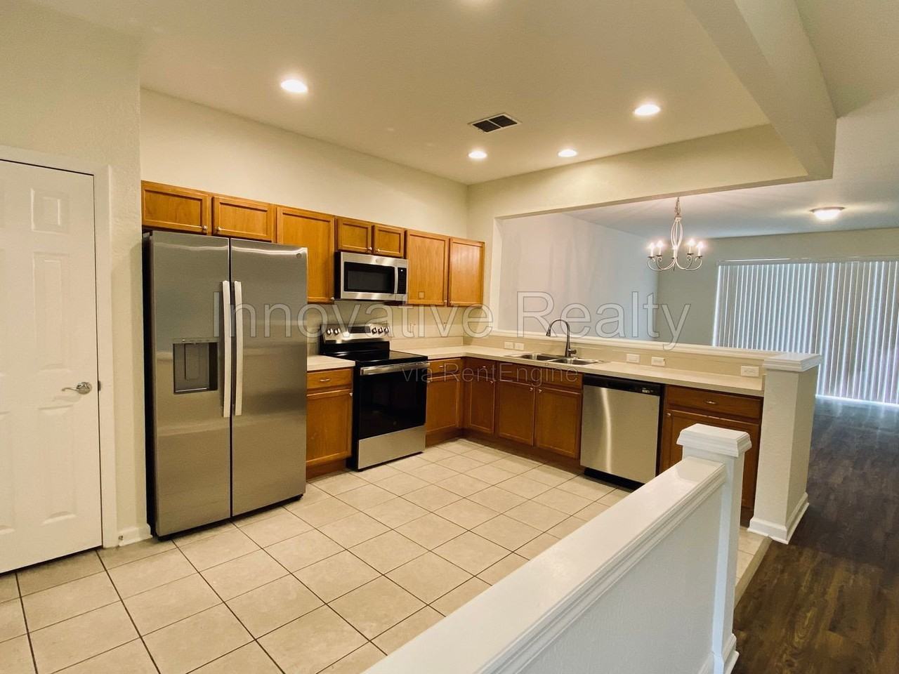 969 Enclair St - Photo 4 of 31