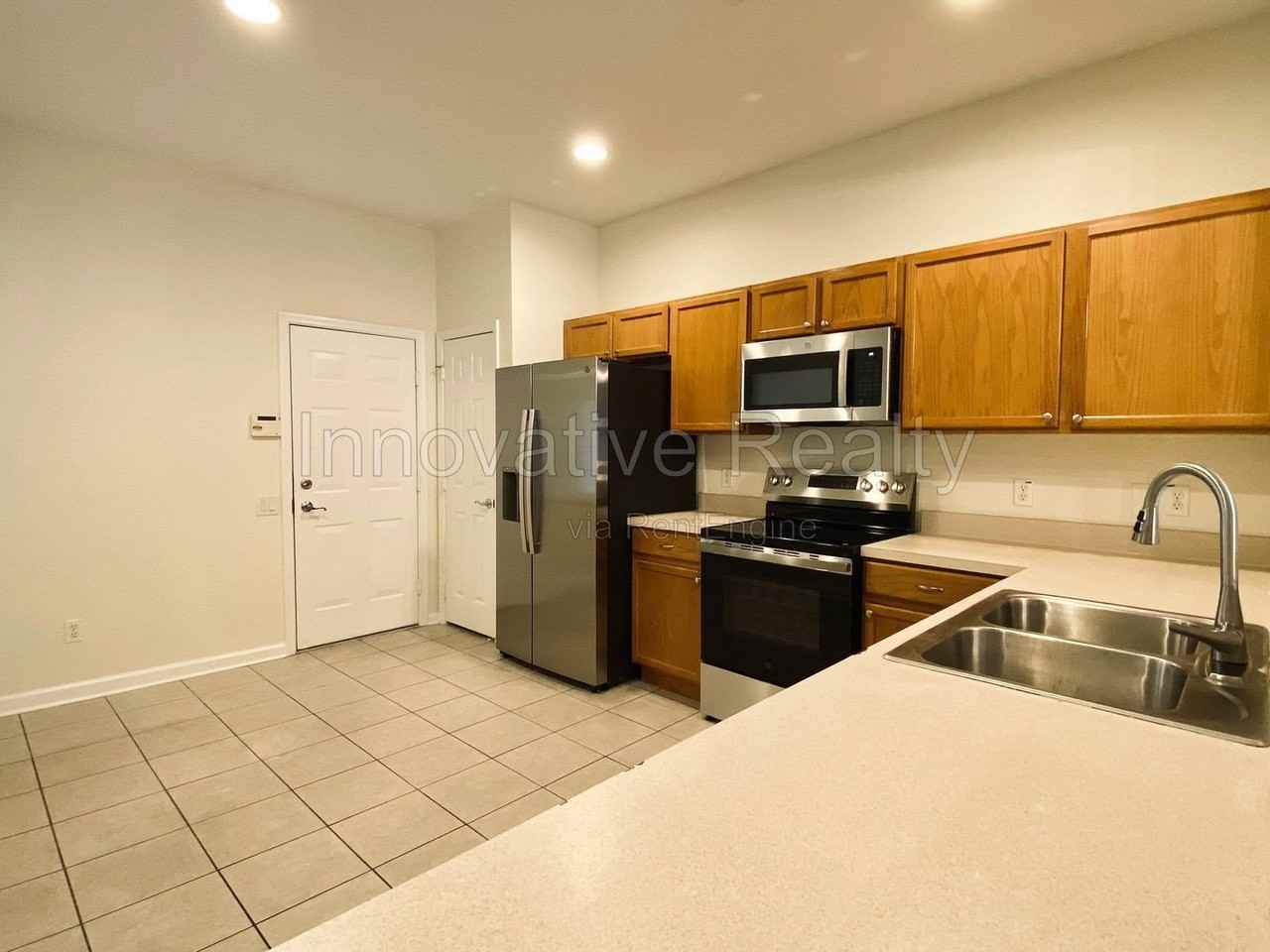 969 Enclair St - Photo 5 of 31