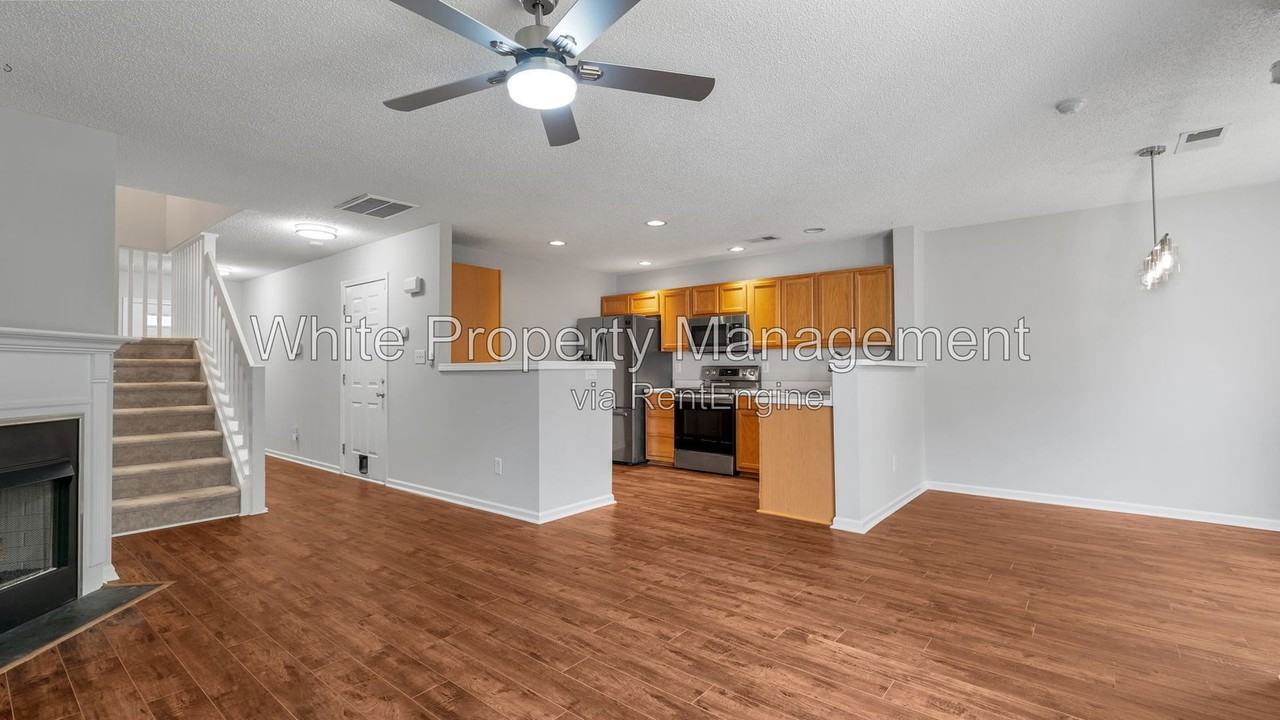859 Pelican Bay Dr - Photo 3 of 27