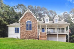 208 Wellington Walk - Photo 1 of 1