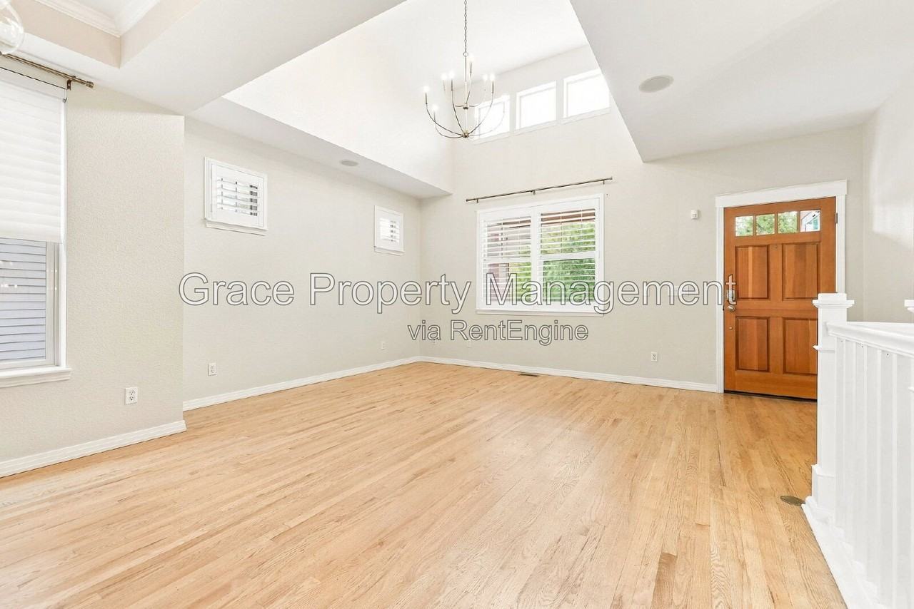 3364 Wabash St - Photo 5 of 26