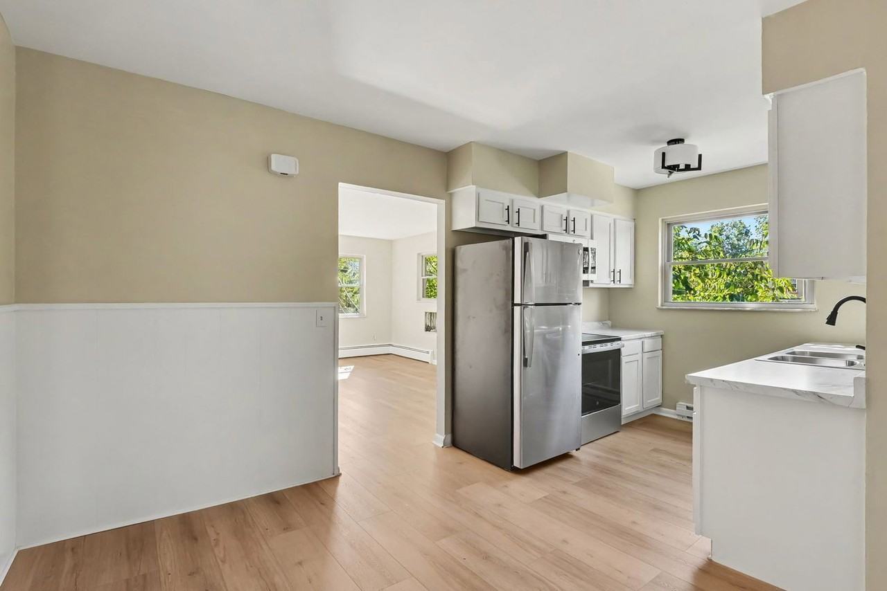 2246 Kipling Ave #3 - Photo 5 of 12