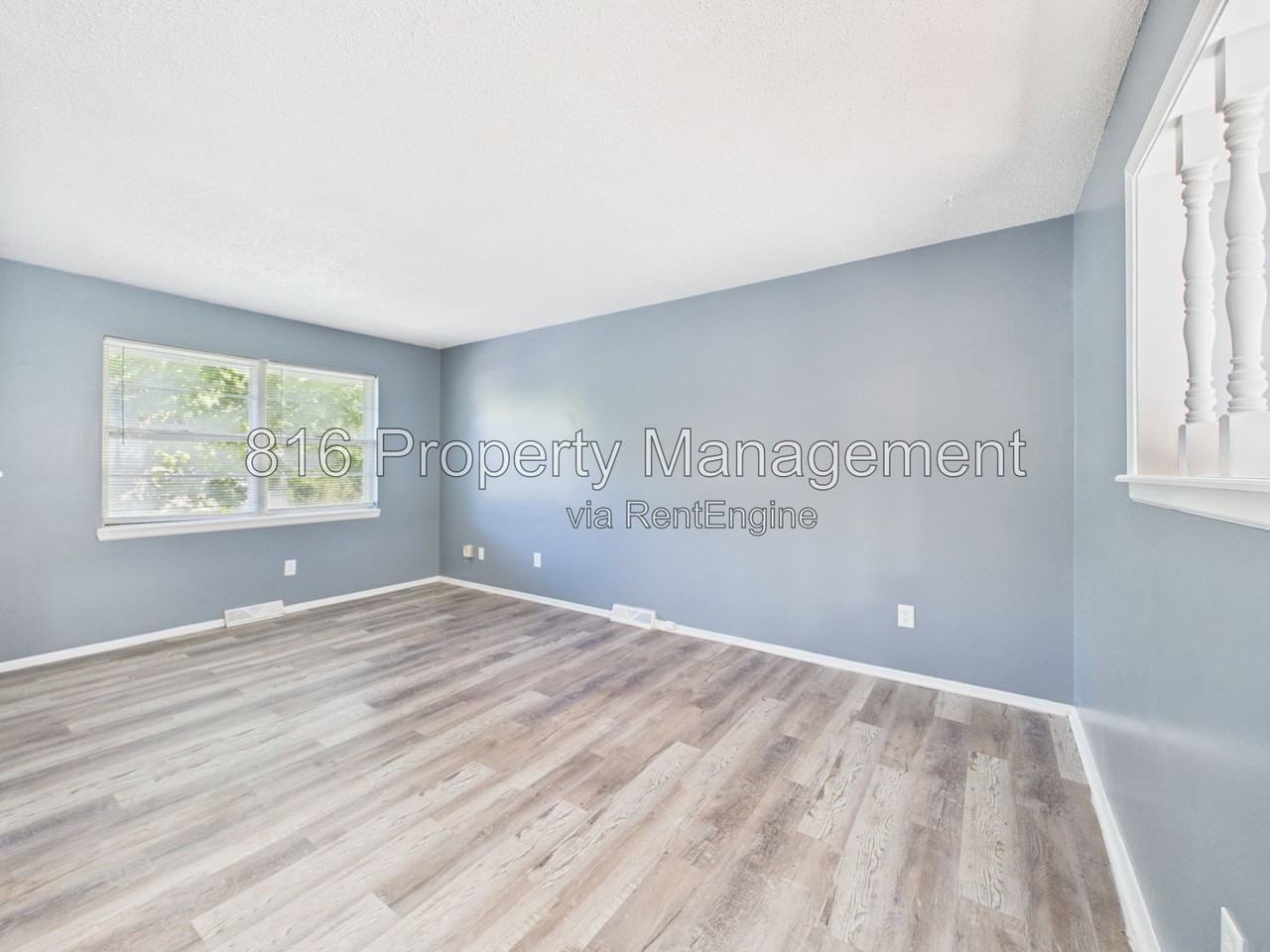 1410 S Franklin Ave - Photo 2 of 31