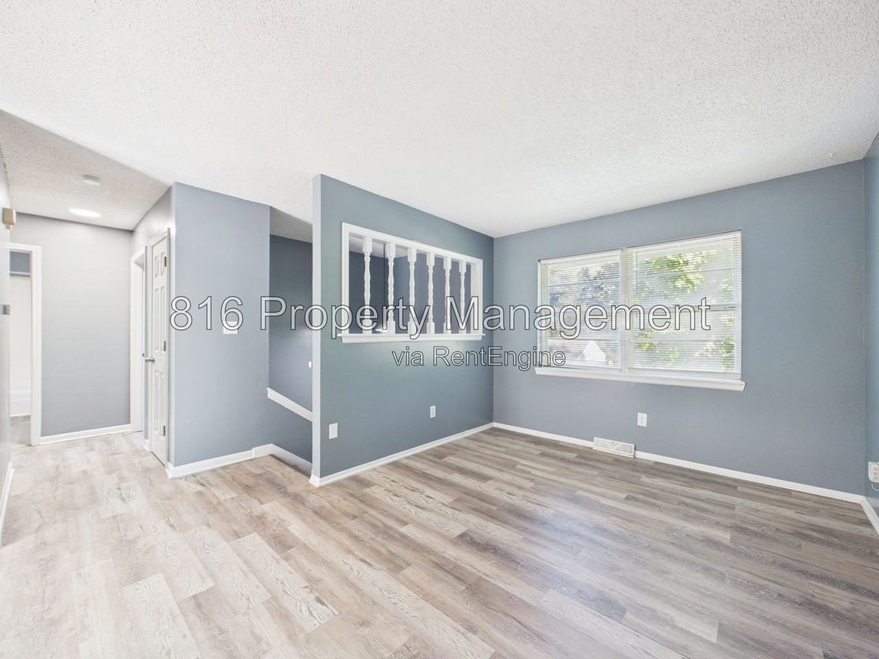 1410 S Franklin Ave - Photo 4 of 31