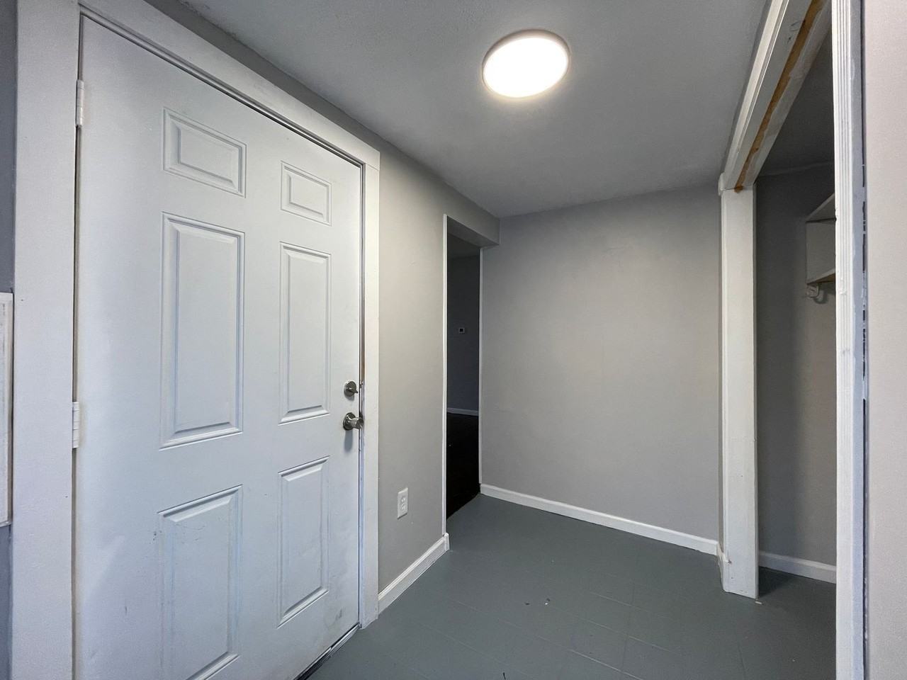 1646 Manz St - Photo 3 of 25