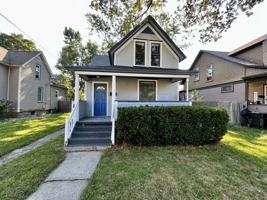 featured image of 1522 Clinton St