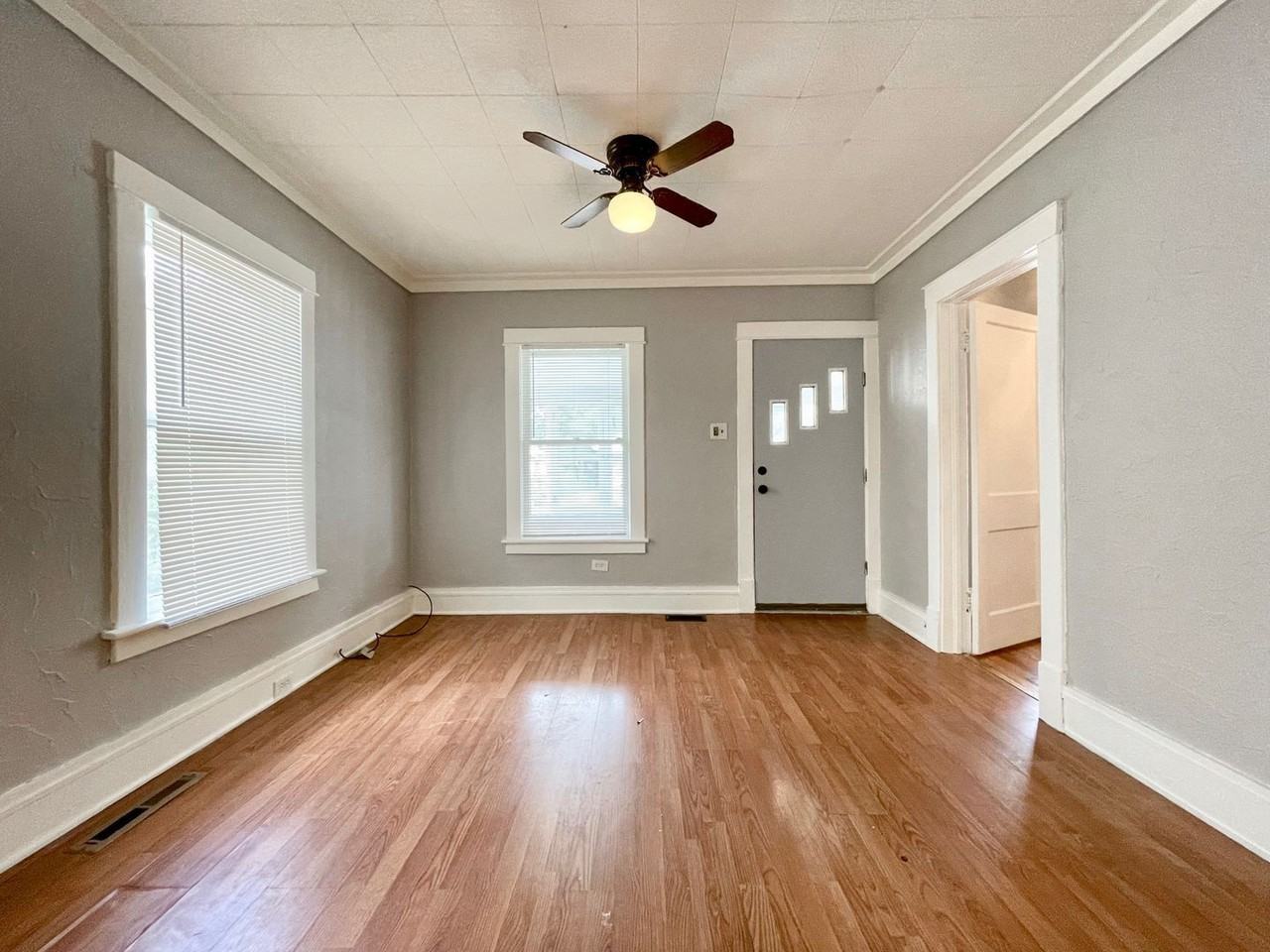 925 Fleming Ave - Photo 4 of 15